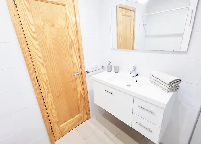 Iguazu 403 Yumbo Stunning View By Pride شقة بلايا ديل إنغلز